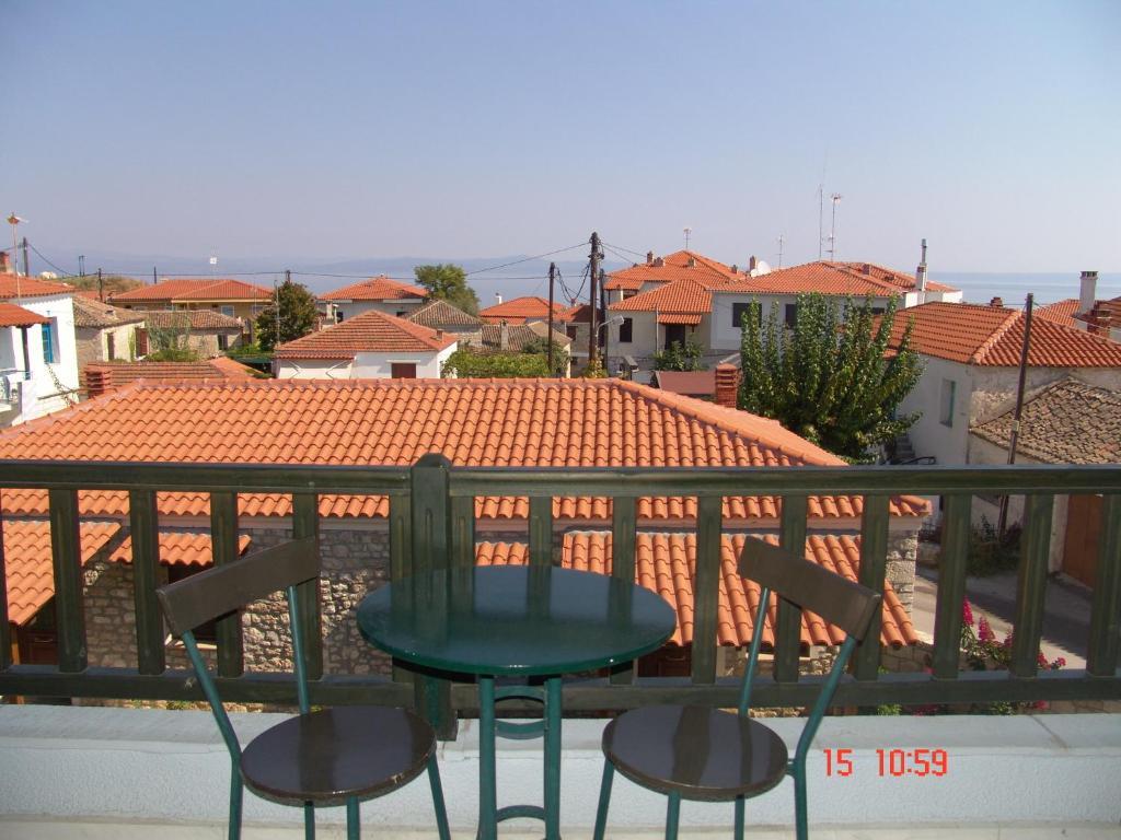 אפיטוס Nikos Apartments מראה חיצוני תמונה