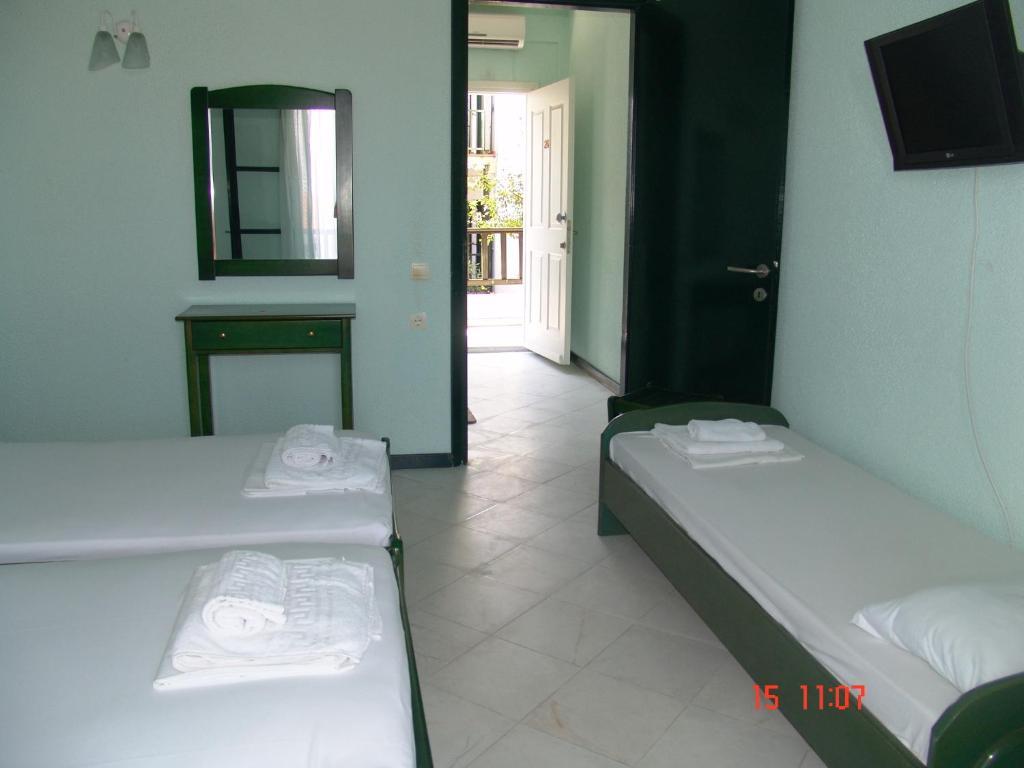 אפיטוס Nikos Apartments חדר תמונה