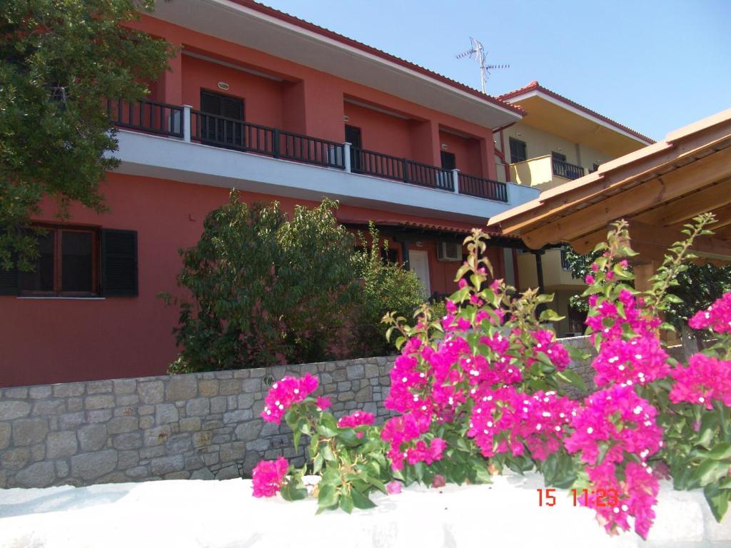אפיטוס Nikos Apartments מראה חיצוני תמונה